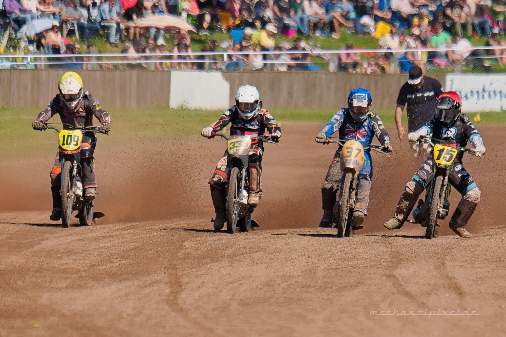 ILCE 7M4   A7401352 2048